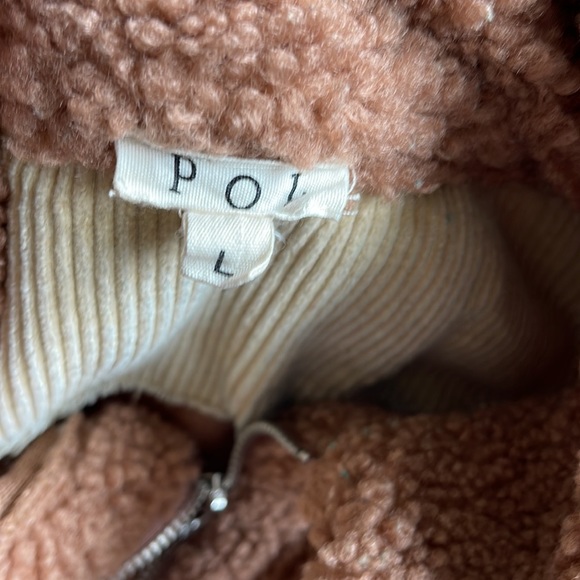 POL Top - Picture 3 of 6